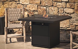 Tableros de patio con chimenea de gas