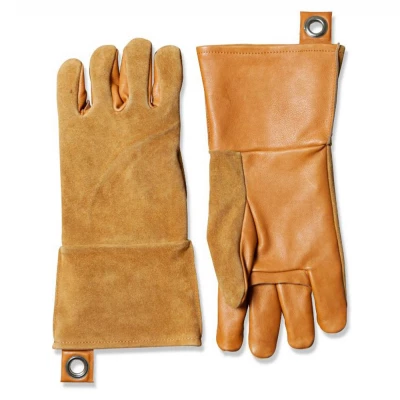 Guantes para Parrilla de Cuero Claro - Stuff Design | Compra Aquí Guantes para parrilla de cuero claro de Stuff Design