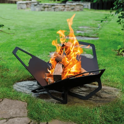 Porsgrunn Firepit - Brasero para Exterior | Compra Aquí Porsgrunn Firepit - Brasero para exterior de diseño moderno en color negro