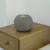 Paffu Chimenea Bioetanol de mesa gris de Elementi Fires, diseño compacto y portátil para espacios interiores y exteriores