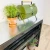 Mesa de láminas de madera negra de Kabeltromlen para uso exterior