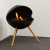 Chimenea de bioetanol circular independiente con tres patas de madera de roble